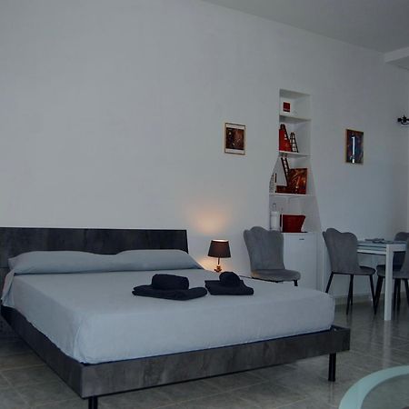 Mini Red Hub - Design Apartment Sant'Agapito ภายนอก รูปภาพ